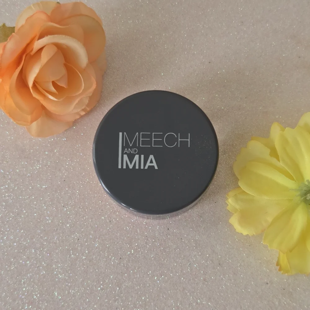 5/$25 BEIGE Meech And Mia Shadows Loose Powder Eyeshadow NWT